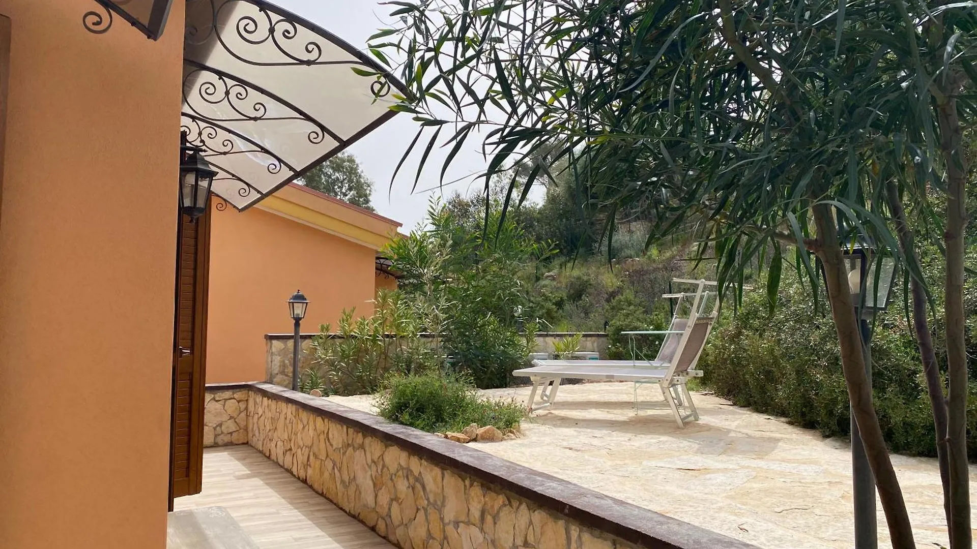Prázdninový dům Vila Residenza I Ginepri Domus De Maria Itálie