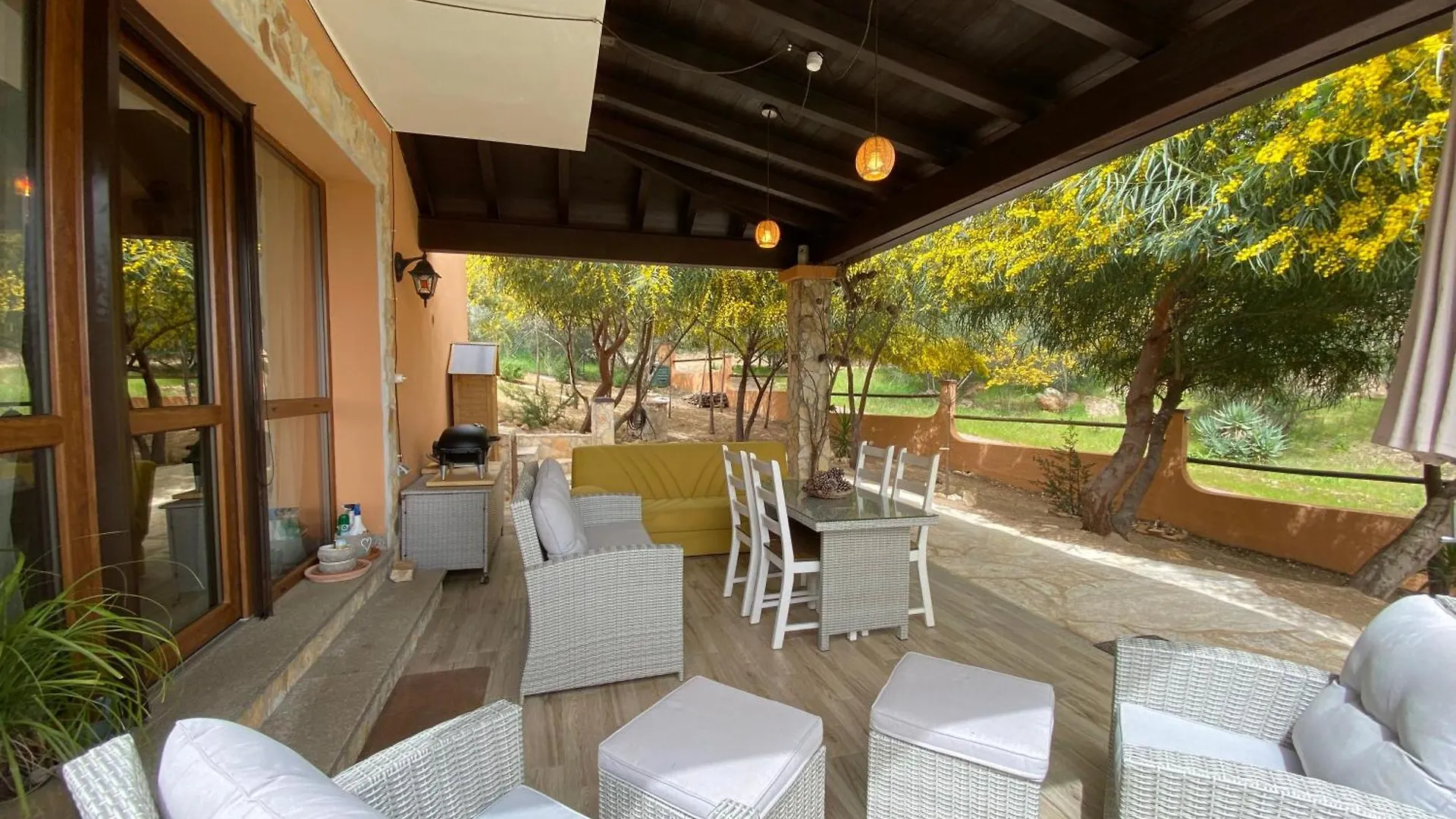 Holiday home Residenza I Ginepri Villa Domus De Maria Italy